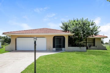 108 Airview Ave Lehigh Acres, FL 33936